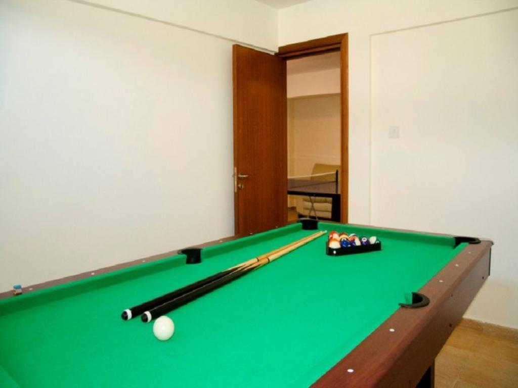 Villa Saraliana Sandy Beach Villas - Heated Pool - Jacuzzi - Private Beach Area Polis ห้อง รูปภาพ
