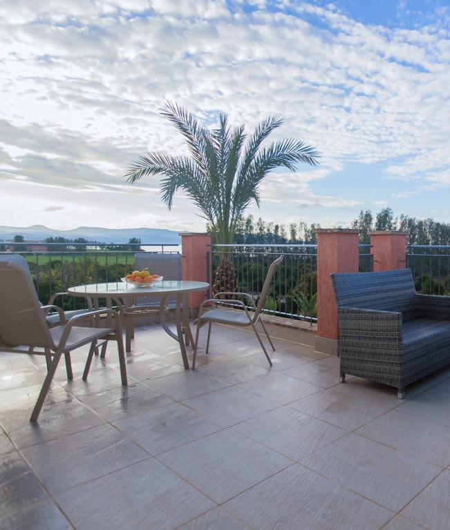 Villa Saraliana Sandy Beach Villas - Heated Pool - Jacuzzi - Private Beach Area Polis ห้อง รูปภาพ