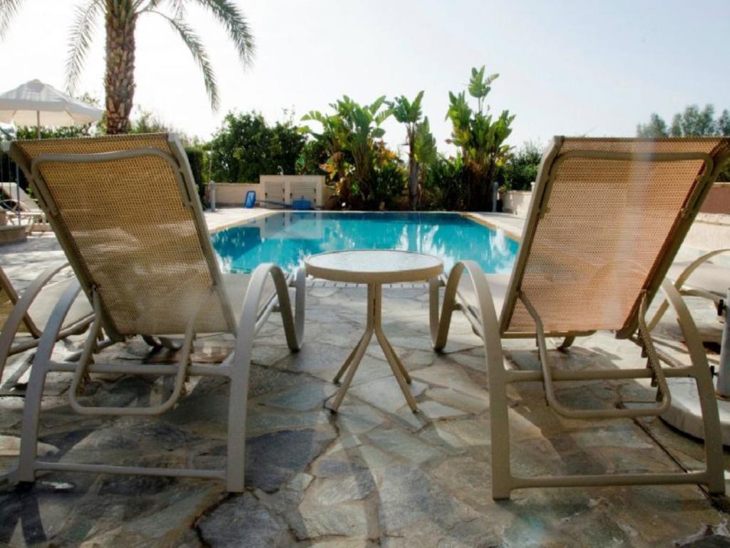 Villa Saraliana Sandy Beach Villas - Heated Pool - Jacuzzi - Private Beach Area Polis ห้อง รูปภาพ